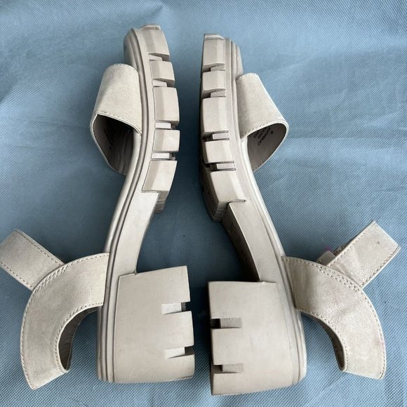 Mia Platform Chunky Lug Sole Ankle Strap Sandals Stone Gray Size 8 Shoes - Picture 7 of 8